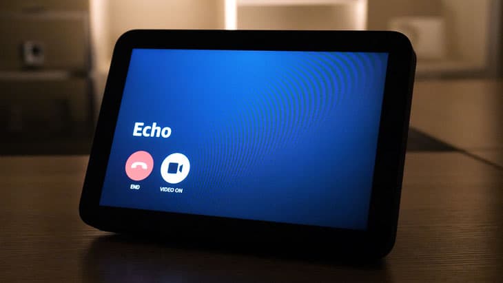 Making a call on the Echo Show 8 Amazon Echo Show 8