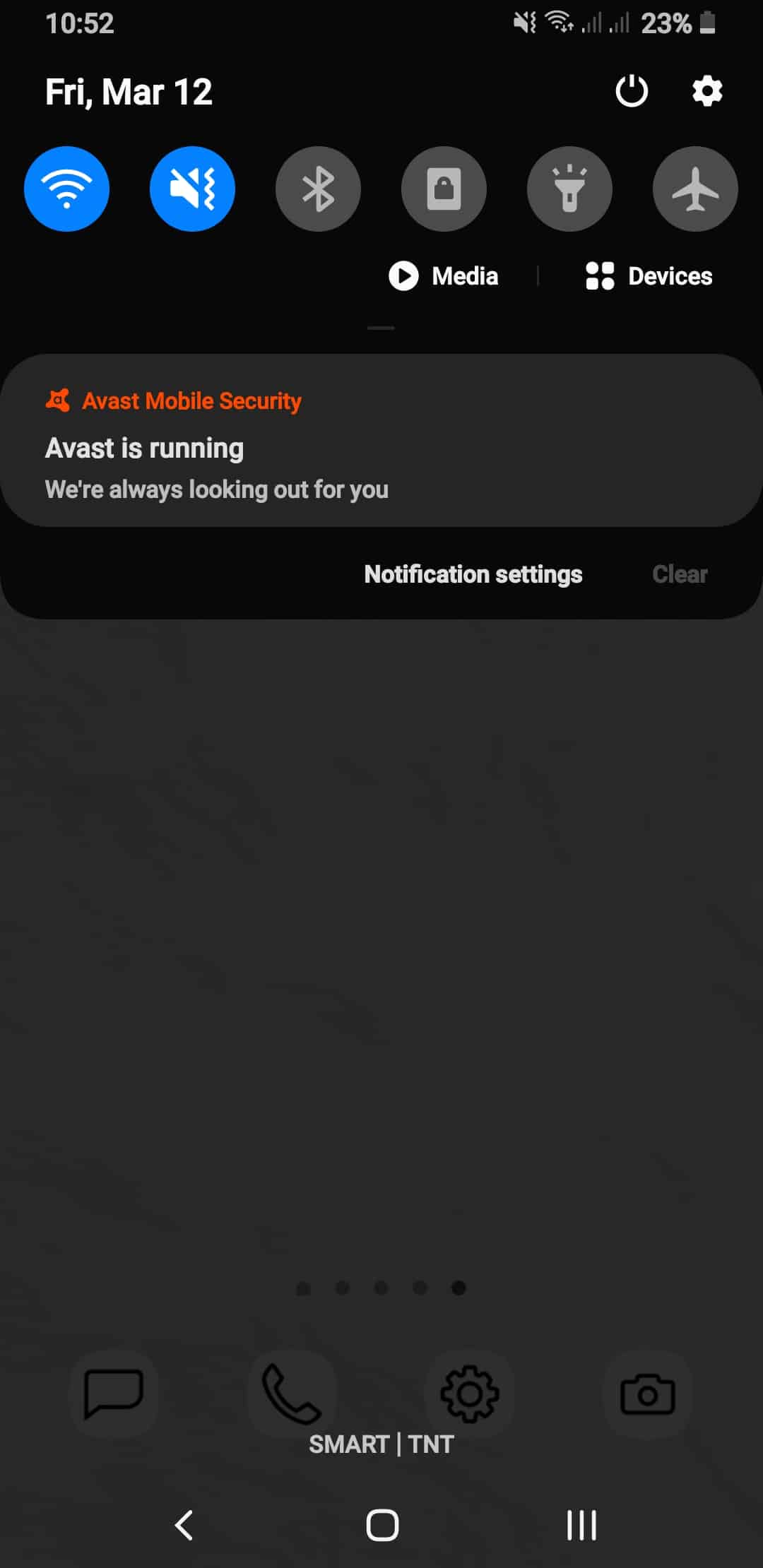 Step 1_ Swipe down to open notification tray on Android Swipe down to open notification tray on Android