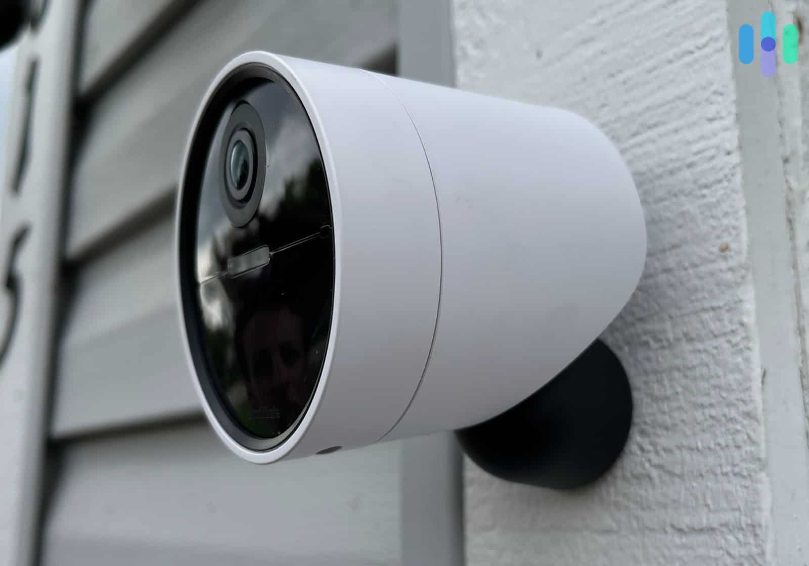 SimpliSafe Outdoor Camera SimpliSafe Outdoor Camera