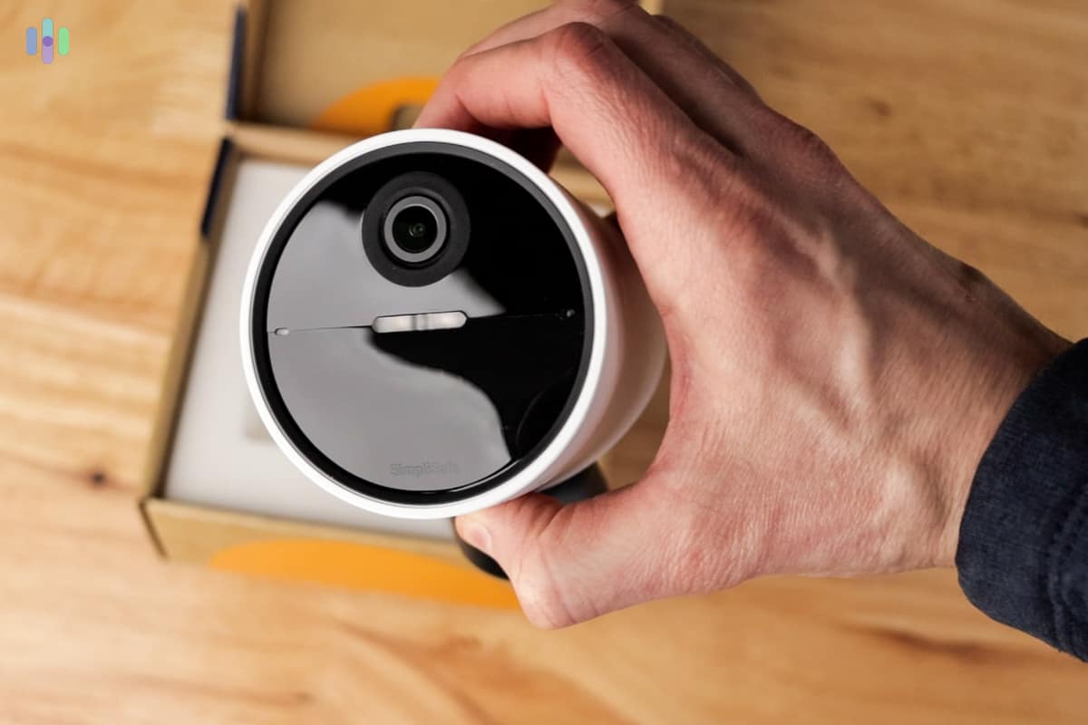 SimpliSafe Outdoor Camera SimpliSafe Outdoor Camera