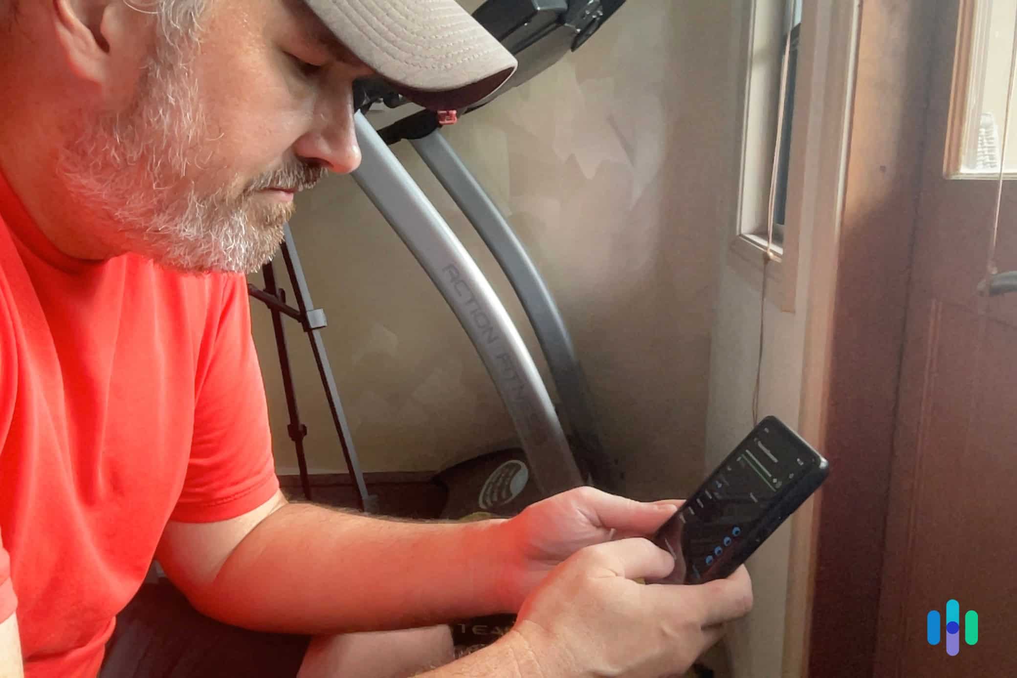 Our tester trying out Keeper on the smartphone app Our tester trying out Keeper on the smartphone app.