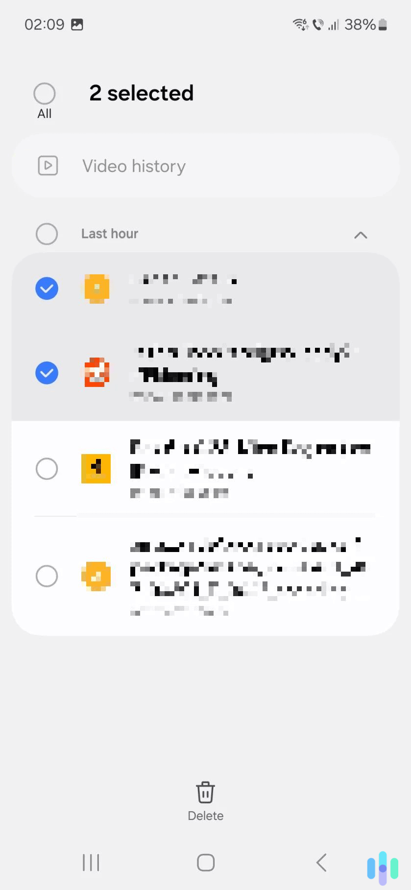 Once you pick the entries you want to clear, just tap the delete button. Once you pick the entries you want to clear, just tap the delete button.